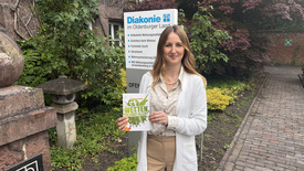 Zu sehen ist Polina Lehmann, Fachkraft für Glücksspielprävention und -beratung bei der Fachstelle Sucht Oldenburg.