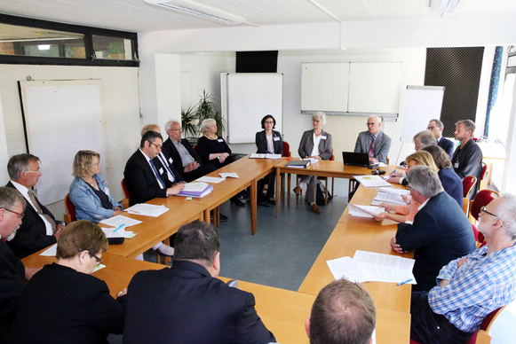 Arbeitsgruppe zum Bericht aus Dezernat I von Oberkirchenrätin Gudrun Mawick