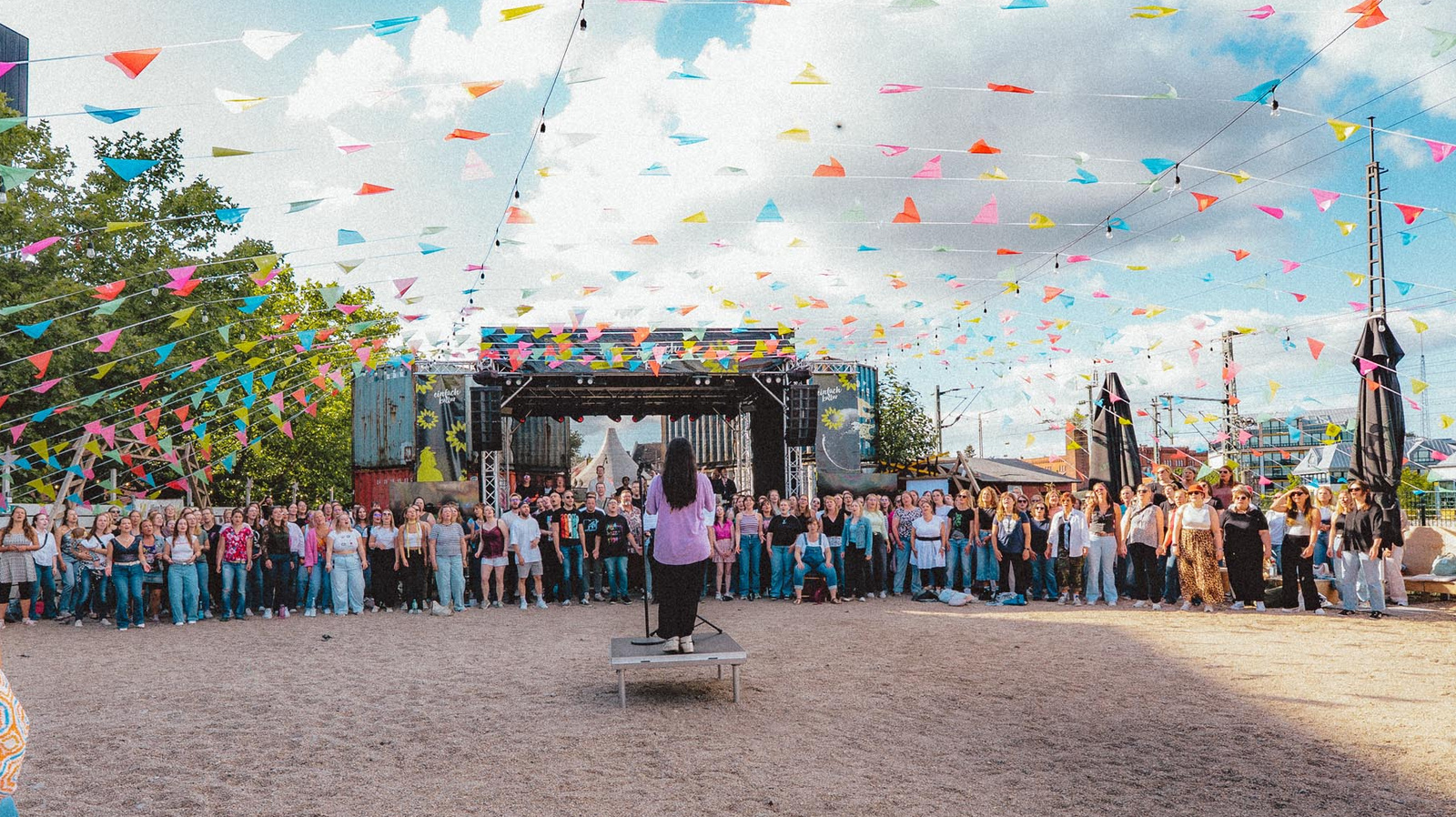 Abschlusskonzert des 2000er-Hits-Chores Mitte August im Gleispark Oldenburg