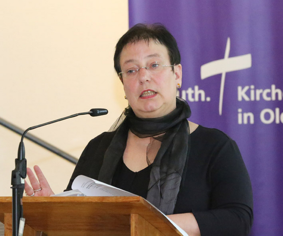 Oberkirchenrätin Annette-Christine Lenk erläuterte den Werkstattbericht zu Dezernat I.