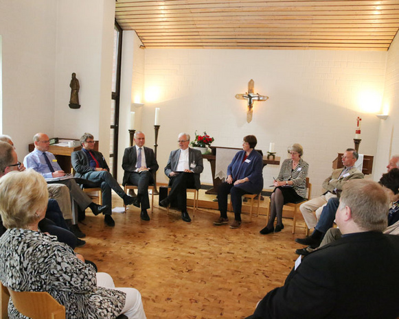 AG 2: Kann Religion Frieden?