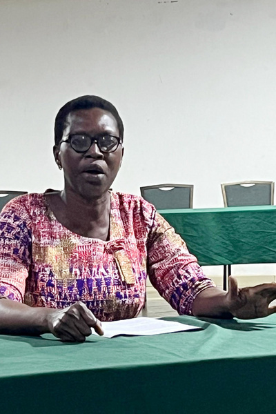 Referentin der Frauenvorkonferenz war die Juristin Afiwa Allahare aus Togo