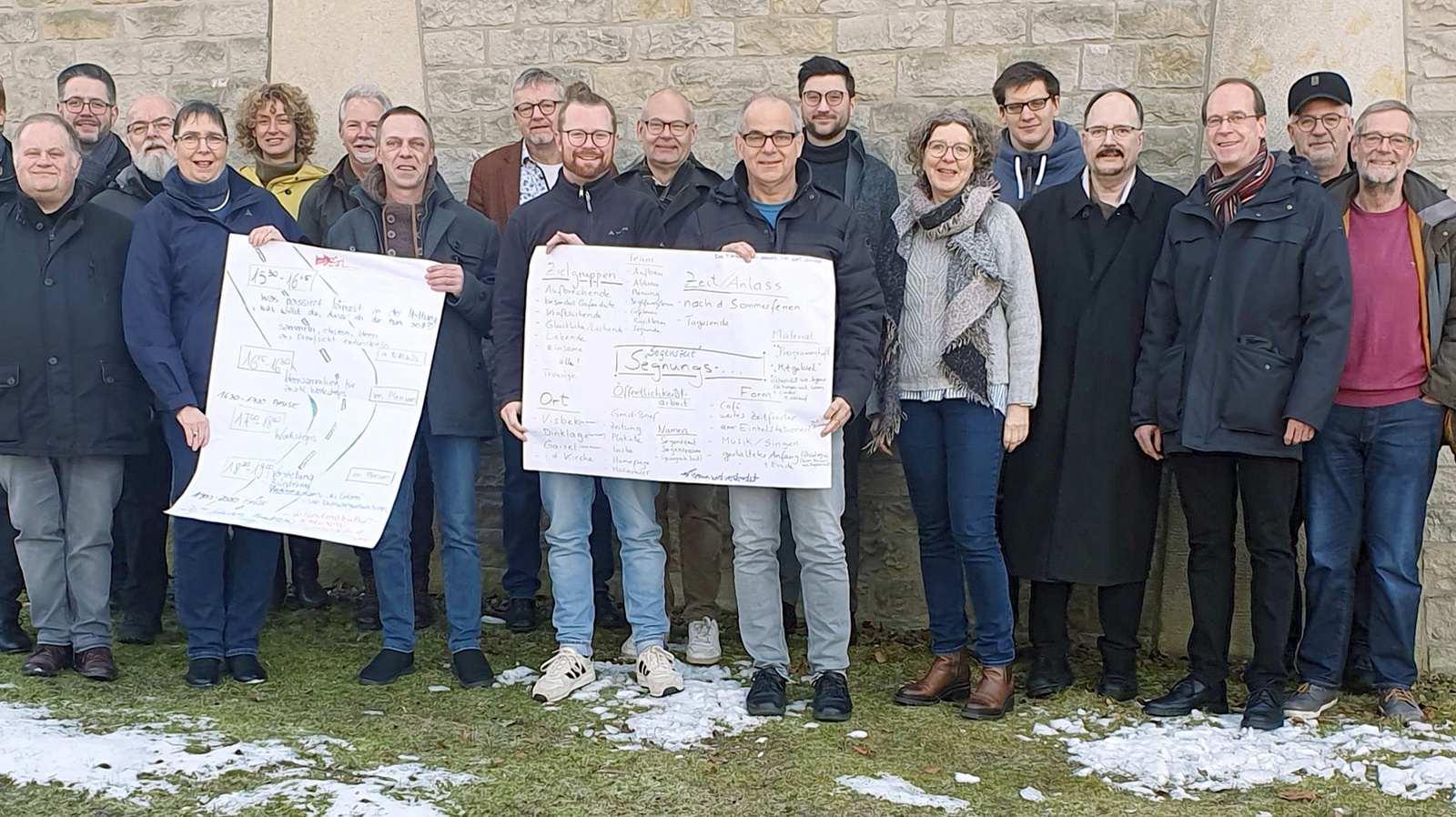 Insgesamt 19 Kirchenmusiker*innen, Diakon*innen und Pfarrer*innen aus dem Evangelisch-lutherischen Kirchenkreis Oldenburger Münsterland kamen Mitte Februar in Loccum zu einer Klausurtagung zusammen.