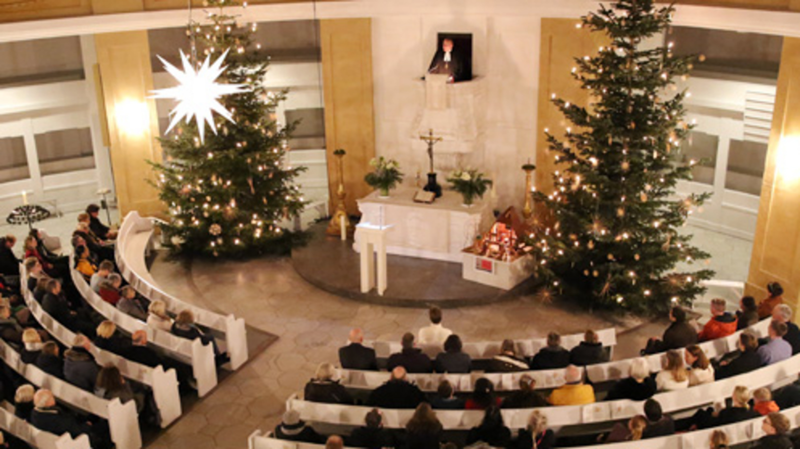 Christnacht mit Bischof Thomas Adomeit in der Oldenburger St.-Lamberti-Kirche. Foto: ELKiO/D.-M. Grötzsch
