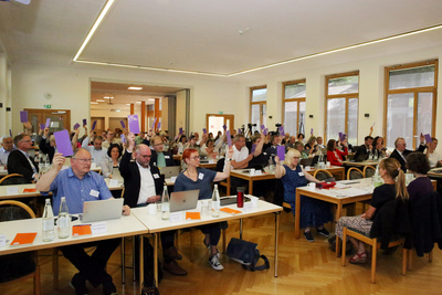 Die Synodalen der oldenburgischen Kirche tagten vom 15. bis 17. Mai 2024 im Evangelischen Bildungshaus Rastede.