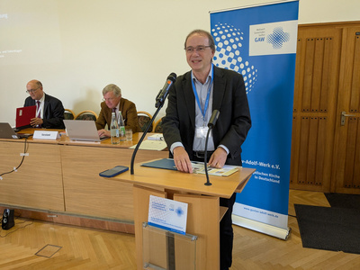 Harald Lamprecht, Beauftragter für Weltanschauungs- und Sektenfragen der Evangelisch-Lutherischen Landeskirche in Sachsen, hielt den Vortrag „Populismus und christliche Verantwortung“.