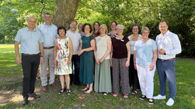 Zu sehen ist die Delegation des Ev.-luth. Kirchenkreises Ammerland, die das Diakonische Werk im Ammerland visitiert hat.