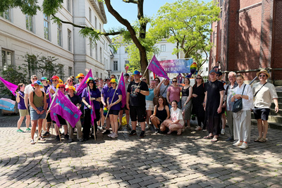 Ev.-Luth. Kirche in Oldenburg, ejo, ESG und Diakonie im Oldenburger Land setzten beim CSD 2026 in Oldenburg ein sichtbares Zeichen für Menschenrechte und die queere Community.