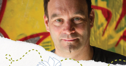 Plakat_Hey_guten_Morgen.pdf Lesung mit Preisträger Volker Surmann