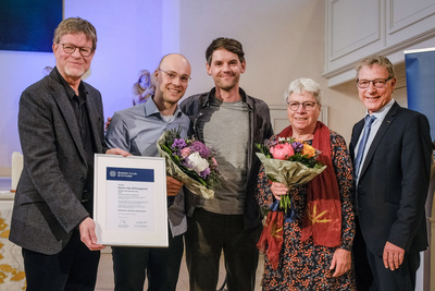Verleihung des Hanns-Lilje-Stiftungspreises Freiheit und Verantwortung in Hannover (von links nach rechts): Prof. Dr. Volker Kirchberg, Marcel Hackler, Dominik Gautier und Katjarina Hoffmann vom Arbeitskreis "Koloniale Kontinuitäten", Prof. Dr. Christoph Dahling-Sander
