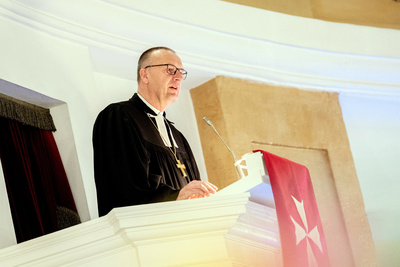 Gott vergisst niemanden, erst recht nicht jene, die schwach sind und in Not, so Bischof Thomas Adomeit in seiner Predigt.