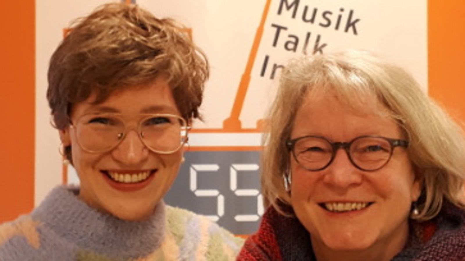 Deborah Siemermann und Andrea Burfeind bei KR55