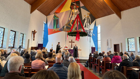 Unter dem Motto „Perfekt unperfekt – Gott sagt Ja“ fand am vierten Advent, 21. Dezember, ein Radio-Gottesdienst in der Evangelisch-lutherischen Auferstehungskirche in Steinfeld statt.