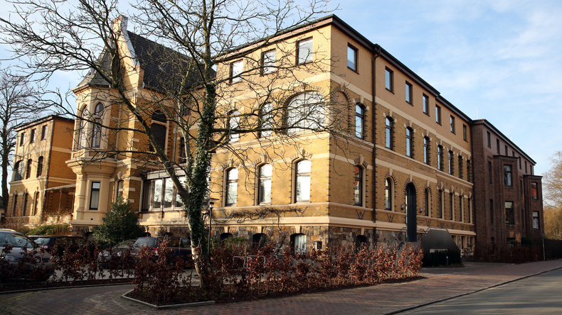 Außenaufnahme des Oberkirchenrat Gebäudes im Philosophenweg in Oldenburg.