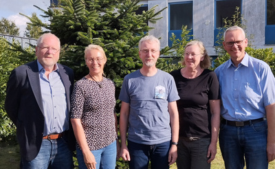 Dem Aufsichtsrat der Energiegenossenschaft gehören an (von rechts) Björn Thümler, Elke Kuik-Janssen, Ulrich Bohlken, Dorit Gerdes und Lutz Timmermann.