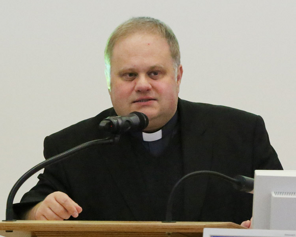 Synodaler Pfarrer Dr. Oliver Dürr