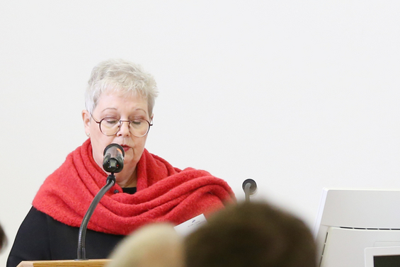 Synodenpräsidentin Sabine Blütchen eröffnete die Synode.