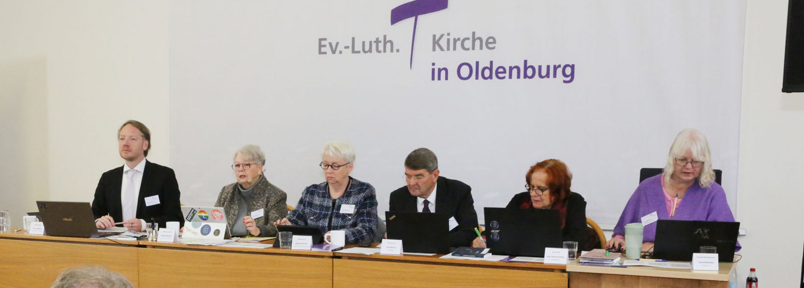 Das Präsidium der oldenburgischen Synode