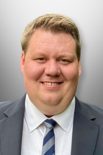 Oberkirchenrat Hauke Smoor kandidiert für das Amt eines nichttheologischen Mitglieds des Oberkirchenrates für den Bereich Recht.