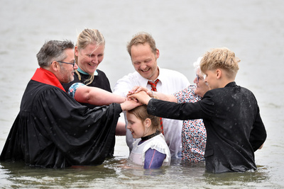 Südstrandtaufe mit Pfarrer Rainer Claus