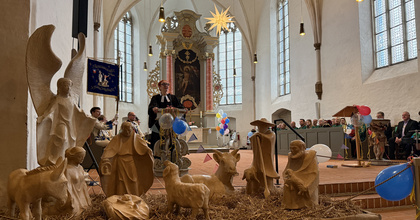 Mit dem Schunkelgottesdienst in Ganderkesee setzte Pfarrerin Susanne Bruns ein bewusstes Zeichen der Offenheit.