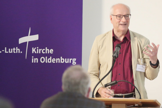 Den Impulsvortrag hielt Pfarrer Dr. Steffen Bauer.