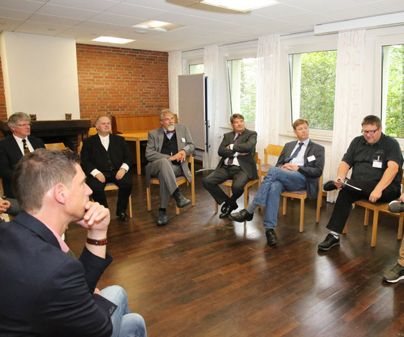 Workshop zum Themennachmittag: Kinder- und Jugendarbeit: Teilhabe und digitale Medien - im Blick und doch nicht auf dem Schirm