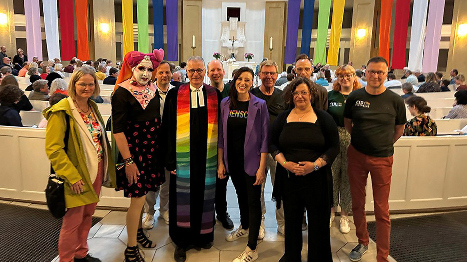 Ein großes Team aus Ehren- und Hauptamtlichen hat den Gottesdienst vorbereitet.