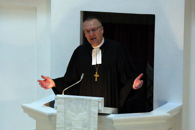 Bischof Thomas Adomeit: Ostern ist keine Privatangelegenheit, sondern drängt zur Bewegung und zum Handeln