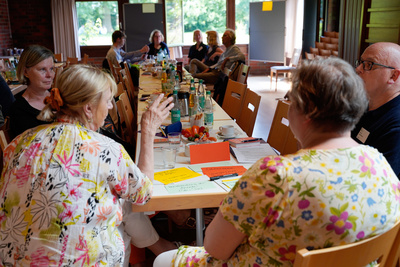Kreissynodale diskutierten in Arbeitsgruppen.