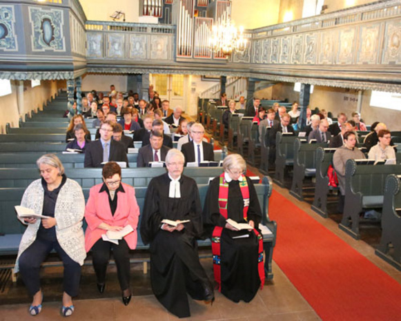 Gottesdienst zur Eröffnung der Frühjahrssynode in der St.-Ulrichs-Kirche