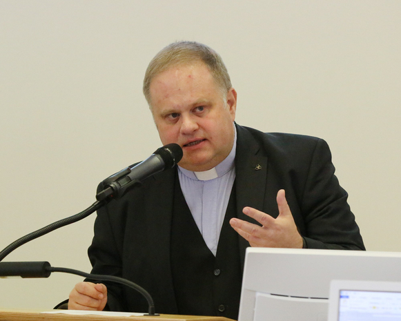 Synodaler Pfarrer Oliver Dürr