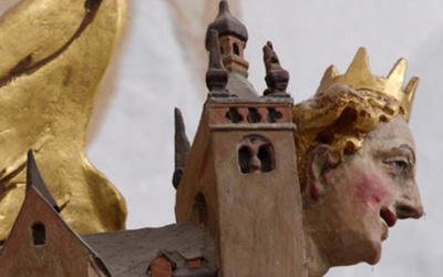 Die Kirche in Langwarden ist geprägt durch außergewöhnliche Kunstwerke aus der Mitte des 17. Jahrhunderts.